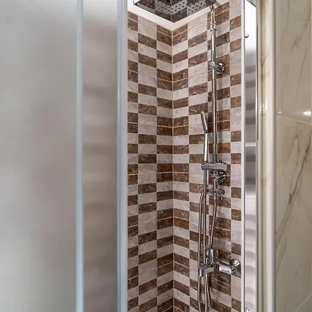 Iliostolisto Luxury